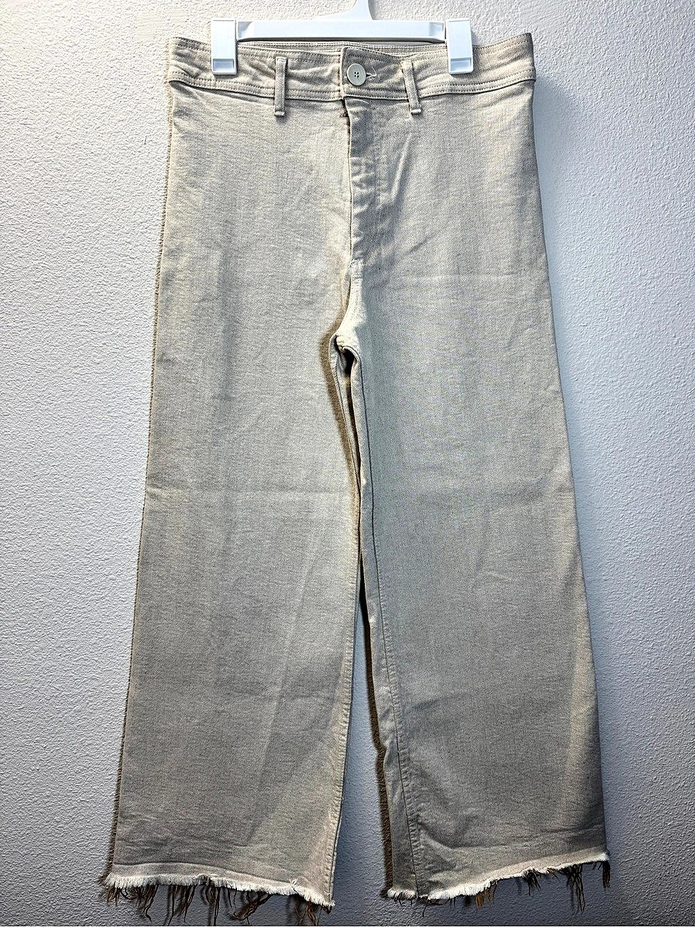 ZARA Beige High Rise Wide Leg Frayed Hem Jeans Size 12 Tan Raw Edge NWOT
